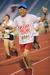 BIB: 2019, 6591
                            <button type="button" onclick="openModal(5994225)" class="btn btn-primary btn-sm float-right btn-popup" data-toggle="modal" data-target=".modal-high-quality">
                        <i class="fas fa-shopping-cart"></i> Add to Cart
                    </button>
                                            <button type="button" onclick="isThisMe(5994225, true)" class="btn btn-success btn-sm float-right btn-popup btn-isme hidden" data-toggle="tooltip" data-placement="bottom" title="นี่คือรูปของคุณใช่ไหม คลิกที่นี่เพื่อเอาเข้าอัลบั้ม">
                        <i class="fas fa-plus"></i> Add to album
                    </button>
                    <button type="button" onclick="isThisMe(5994225, false)" class="btn btn-warning btn-sm float-right btn-popup btn-isnotme hidden">
                        <i class="fas fa-ban"></i> Remove from album
                    </button>