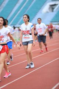 BIB: 3971
                            <button type="button" onclick="openModal(6005435)" class="btn btn-primary btn-sm float-right btn-popup" data-toggle="modal" data-target=".modal-high-quality">
                        <i class="fas fa-shopping-cart"></i> Add to Cart
                    </button>
                                            <button type="button" onclick="isThisMe(6005435, true)" class="btn btn-success btn-sm float-right btn-popup btn-isme hidden" data-toggle="tooltip" data-placement="bottom" title="นี่คือรูปของคุณใช่ไหม คลิกที่นี่เพื่อเอาเข้าอัลบั้ม">
                        <i class="fas fa-plus"></i> Add to album
                    </button>
                    <button type="button" onclick="isThisMe(6005435, false)" class="btn btn-warning btn-sm float-right btn-popup btn-isnotme hidden">
                        <i class="fas fa-ban"></i> Remove from album
                    </button>