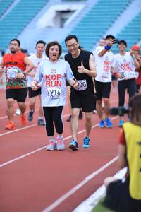 BIB: 6325, 200, 7916
                            <button type="button" onclick="openModal(5994900)" class="btn btn-primary btn-sm float-right btn-popup" data-toggle="modal" data-target=".modal-high-quality">
                        <i class="fas fa-shopping-cart"></i> Add to Cart
                    </button>
                                            <button type="button" onclick="isThisMe(5994900, true)" class="btn btn-success btn-sm float-right btn-popup btn-isme hidden" data-toggle="tooltip" data-placement="bottom" title="นี่คือรูปของคุณใช่ไหม คลิกที่นี่เพื่อเอาเข้าอัลบั้ม">
                        <i class="fas fa-plus"></i> Add to album
                    </button>
                    <button type="button" onclick="isThisMe(5994900, false)" class="btn btn-warning btn-sm float-right btn-popup btn-isnotme hidden">
                        <i class="fas fa-ban"></i> Remove from album
                    </button>