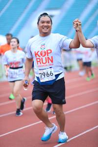 BIB: 2019, 7966
                            <button type="button" onclick="openModal(5995904)" class="btn btn-primary btn-sm float-right btn-popup" data-toggle="modal" data-target=".modal-high-quality">
                        <i class="fas fa-shopping-cart"></i> Add to Cart
                    </button>
                                            <button type="button" onclick="isThisMe(5995904, true)" class="btn btn-success btn-sm float-right btn-popup btn-isme hidden" data-toggle="tooltip" data-placement="bottom" title="นี่คือรูปของคุณใช่ไหม คลิกที่นี่เพื่อเอาเข้าอัลบั้ม">
                        <i class="fas fa-plus"></i> Add to album
                    </button>
                    <button type="button" onclick="isThisMe(5995904, false)" class="btn btn-warning btn-sm float-right btn-popup btn-isnotme hidden">
                        <i class="fas fa-ban"></i> Remove from album
                    </button>