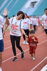 BIB: 2538
                            <button type="button" onclick="openModal(6009527)" class="btn btn-primary btn-sm float-right btn-popup" data-toggle="modal" data-target=".modal-high-quality">
                        <i class="fas fa-shopping-cart"></i> Add to Cart
                    </button>
                                            <button type="button" onclick="isThisMe(6009527, true)" class="btn btn-success btn-sm float-right btn-popup btn-isme hidden" data-toggle="tooltip" data-placement="bottom" title="นี่คือรูปของคุณใช่ไหม คลิกที่นี่เพื่อเอาเข้าอัลบั้ม">
                        <i class="fas fa-plus"></i> Add to album
                    </button>
                    <button type="button" onclick="isThisMe(6009527, false)" class="btn btn-warning btn-sm float-right btn-popup btn-isnotme hidden">
                        <i class="fas fa-ban"></i> Remove from album
                    </button>