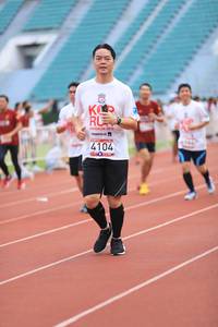 BIB: 201, 4104
                            <button type="button" onclick="openModal(6011419)" class="btn btn-primary btn-sm float-right btn-popup" data-toggle="modal" data-target=".modal-high-quality">
                        <i class="fas fa-shopping-cart"></i> Add to Cart
                    </button>
                                            <button type="button" onclick="isThisMe(6011419, true)" class="btn btn-success btn-sm float-right btn-popup btn-isme hidden" data-toggle="tooltip" data-placement="bottom" title="นี่คือรูปของคุณใช่ไหม คลิกที่นี่เพื่อเอาเข้าอัลบั้ม">
                        <i class="fas fa-plus"></i> Add to album
                    </button>
                    <button type="button" onclick="isThisMe(6011419, false)" class="btn btn-warning btn-sm float-right btn-popup btn-isnotme hidden">
                        <i class="fas fa-ban"></i> Remove from album
                    </button>