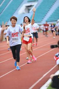 BIB: 8083, 5514
                            <button type="button" onclick="openModal(6005393)" class="btn btn-primary btn-sm float-right btn-popup" data-toggle="modal" data-target=".modal-high-quality">
                        <i class="fas fa-shopping-cart"></i> Add to Cart
                    </button>
                                            <button type="button" onclick="isThisMe(6005393, true)" class="btn btn-success btn-sm float-right btn-popup btn-isme hidden" data-toggle="tooltip" data-placement="bottom" title="นี่คือรูปของคุณใช่ไหม คลิกที่นี่เพื่อเอาเข้าอัลบั้ม">
                        <i class="fas fa-plus"></i> Add to album
                    </button>
                    <button type="button" onclick="isThisMe(6005393, false)" class="btn btn-warning btn-sm float-right btn-popup btn-isnotme hidden">
                        <i class="fas fa-ban"></i> Remove from album
                    </button>