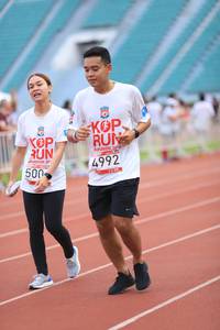 BIB: 201, 4992, 500
                            <button type="button" onclick="openModal(6011284)" class="btn btn-primary btn-sm float-right btn-popup" data-toggle="modal" data-target=".modal-high-quality">
                        <i class="fas fa-shopping-cart"></i> Add to Cart
                    </button>
                                            <button type="button" onclick="isThisMe(6011284, true)" class="btn btn-success btn-sm float-right btn-popup btn-isme hidden" data-toggle="tooltip" data-placement="bottom" title="นี่คือรูปของคุณใช่ไหม คลิกที่นี่เพื่อเอาเข้าอัลบั้ม">
                        <i class="fas fa-plus"></i> Add to album
                    </button>
                    <button type="button" onclick="isThisMe(6011284, false)" class="btn btn-warning btn-sm float-right btn-popup btn-isnotme hidden">
                        <i class="fas fa-ban"></i> Remove from album
                    </button>