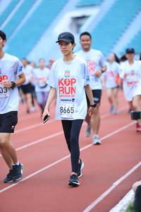 BIB: 8665
                            <button type="button" onclick="openModal(5995996)" class="btn btn-primary btn-sm float-right btn-popup" data-toggle="modal" data-target=".modal-high-quality">
                        <i class="fas fa-shopping-cart"></i> Add to Cart
                    </button>
                                            <button type="button" onclick="isThisMe(5995996, true)" class="btn btn-success btn-sm float-right btn-popup btn-isme hidden" data-toggle="tooltip" data-placement="bottom" title="นี่คือรูปของคุณใช่ไหม คลิกที่นี่เพื่อเอาเข้าอัลบั้ม">
                        <i class="fas fa-plus"></i> Add to album
                    </button>
                    <button type="button" onclick="isThisMe(5995996, false)" class="btn btn-warning btn-sm float-right btn-popup btn-isnotme hidden">
                        <i class="fas fa-ban"></i> Remove from album
                    </button>