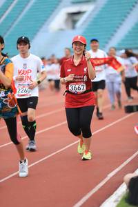 BIB: 3667, 2260
                            <button type="button" onclick="openModal(6005570)" class="btn btn-primary btn-sm float-right btn-popup" data-toggle="modal" data-target=".modal-high-quality">
                        <i class="fas fa-shopping-cart"></i> Add to Cart
                    </button>
                                            <button type="button" onclick="isThisMe(6005570, true)" class="btn btn-success btn-sm float-right btn-popup btn-isme hidden" data-toggle="tooltip" data-placement="bottom" title="นี่คือรูปของคุณใช่ไหม คลิกที่นี่เพื่อเอาเข้าอัลบั้ม">
                        <i class="fas fa-plus"></i> Add to album
                    </button>
                    <button type="button" onclick="isThisMe(6005570, false)" class="btn btn-warning btn-sm float-right btn-popup btn-isnotme hidden">
                        <i class="fas fa-ban"></i> Remove from album
                    </button>