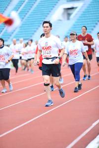 BIB: 3140, 113
                            <button type="button" onclick="openModal(6000734)" class="btn btn-primary btn-sm float-right btn-popup" data-toggle="modal" data-target=".modal-high-quality">
                        <i class="fas fa-shopping-cart"></i> Add to Cart
                    </button>
                                            <button type="button" onclick="isThisMe(6000734, true)" class="btn btn-success btn-sm float-right btn-popup btn-isme hidden" data-toggle="tooltip" data-placement="bottom" title="นี่คือรูปของคุณใช่ไหม คลิกที่นี่เพื่อเอาเข้าอัลบั้ม">
                        <i class="fas fa-plus"></i> Add to album
                    </button>
                    <button type="button" onclick="isThisMe(6000734, false)" class="btn btn-warning btn-sm float-right btn-popup btn-isnotme hidden">
                        <i class="fas fa-ban"></i> Remove from album
                    </button>