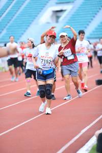 BIB: 7192, 7152, 
                            <button type="button" onclick="openModal(6000494)" class="btn btn-primary btn-sm float-right btn-popup" data-toggle="modal" data-target=".modal-high-quality">
                        <i class="fas fa-shopping-cart"></i> Add to Cart
                    </button>
                                            <button type="button" onclick="isThisMe(6000494, true)" class="btn btn-success btn-sm float-right btn-popup btn-isme hidden" data-toggle="tooltip" data-placement="bottom" title="นี่คือรูปของคุณใช่ไหม คลิกที่นี่เพื่อเอาเข้าอัลบั้ม">
                        <i class="fas fa-plus"></i> Add to album
                    </button>
                    <button type="button" onclick="isThisMe(6000494, false)" class="btn btn-warning btn-sm float-right btn-popup btn-isnotme hidden">
                        <i class="fas fa-ban"></i> Remove from album
                    </button>