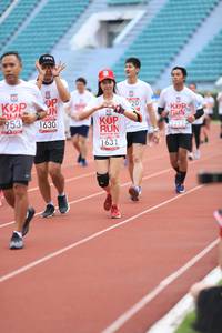 BIB: 1630, 953, 8297, 1631
                            <button type="button" onclick="openModal(6011616)" class="btn btn-primary btn-sm float-right btn-popup" data-toggle="modal" data-target=".modal-high-quality">
                        <i class="fas fa-shopping-cart"></i> Add to Cart
                    </button>
                                            <button type="button" onclick="isThisMe(6011616, true)" class="btn btn-success btn-sm float-right btn-popup btn-isme hidden" data-toggle="tooltip" data-placement="bottom" title="นี่คือรูปของคุณใช่ไหม คลิกที่นี่เพื่อเอาเข้าอัลบั้ม">
                        <i class="fas fa-plus"></i> Add to album
                    </button>
                    <button type="button" onclick="isThisMe(6011616, false)" class="btn btn-warning btn-sm float-right btn-popup btn-isnotme hidden">
                        <i class="fas fa-ban"></i> Remove from album
                    </button>