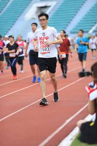 BIB: 1583
                            <button type="button" onclick="openModal(6005624)" class="btn btn-primary btn-sm float-right btn-popup" data-toggle="modal" data-target=".modal-high-quality">
                        <i class="fas fa-shopping-cart"></i> Add to Cart
                    </button>
                                            <button type="button" onclick="isThisMe(6005624, true)" class="btn btn-success btn-sm float-right btn-popup btn-isme hidden" data-toggle="tooltip" data-placement="bottom" title="นี่คือรูปของคุณใช่ไหม คลิกที่นี่เพื่อเอาเข้าอัลบั้ม">
                        <i class="fas fa-plus"></i> Add to album
                    </button>
                    <button type="button" onclick="isThisMe(6005624, false)" class="btn btn-warning btn-sm float-right btn-popup btn-isnotme hidden">
                        <i class="fas fa-ban"></i> Remove from album
                    </button>