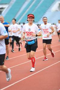 BIB: 185, 4359
                            <button type="button" onclick="openModal(6006192)" class="btn btn-primary btn-sm float-right btn-popup" data-toggle="modal" data-target=".modal-high-quality">
                        <i class="fas fa-shopping-cart"></i> Add to Cart
                    </button>
                                            <button type="button" onclick="isThisMe(6006192, true)" class="btn btn-success btn-sm float-right btn-popup btn-isme hidden" data-toggle="tooltip" data-placement="bottom" title="นี่คือรูปของคุณใช่ไหม คลิกที่นี่เพื่อเอาเข้าอัลบั้ม">
                        <i class="fas fa-plus"></i> Add to album
                    </button>
                    <button type="button" onclick="isThisMe(6006192, false)" class="btn btn-warning btn-sm float-right btn-popup btn-isnotme hidden">
                        <i class="fas fa-ban"></i> Remove from album
                    </button>