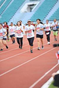 BIB: 2540, 3986, 735
                            <button type="button" onclick="openModal(6005734)" class="btn btn-primary btn-sm float-right btn-popup" data-toggle="modal" data-target=".modal-high-quality">
                        <i class="fas fa-shopping-cart"></i> Add to Cart
                    </button>
                                            <button type="button" onclick="isThisMe(6005734, true)" class="btn btn-success btn-sm float-right btn-popup btn-isme hidden" data-toggle="tooltip" data-placement="bottom" title="นี่คือรูปของคุณใช่ไหม คลิกที่นี่เพื่อเอาเข้าอัลบั้ม">
                        <i class="fas fa-plus"></i> Add to album
                    </button>
                    <button type="button" onclick="isThisMe(6005734, false)" class="btn btn-warning btn-sm float-right btn-popup btn-isnotme hidden">
                        <i class="fas fa-ban"></i> Remove from album
                    </button>