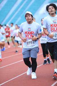 BIB: 8514, 8982
                            <button type="button" onclick="openModal(5995295)" class="btn btn-primary btn-sm float-right btn-popup" data-toggle="modal" data-target=".modal-high-quality">
                        <i class="fas fa-shopping-cart"></i> Add to Cart
                    </button>
                                            <button type="button" onclick="isThisMe(5995295, true)" class="btn btn-success btn-sm float-right btn-popup btn-isme hidden" data-toggle="tooltip" data-placement="bottom" title="นี่คือรูปของคุณใช่ไหม คลิกที่นี่เพื่อเอาเข้าอัลบั้ม">
                        <i class="fas fa-plus"></i> Add to album
                    </button>
                    <button type="button" onclick="isThisMe(5995295, false)" class="btn btn-warning btn-sm float-right btn-popup btn-isnotme hidden">
                        <i class="fas fa-ban"></i> Remove from album
                    </button>