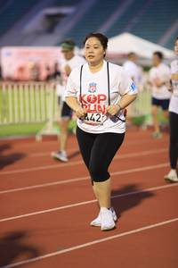 BIB: 442
                            <button type="button" onclick="openModal(5992150)" class="btn btn-primary btn-sm float-right btn-popup" data-toggle="modal" data-target=".modal-high-quality">
                        <i class="fas fa-shopping-cart"></i> Add to Cart
                    </button>
                                            <button type="button" onclick="isThisMe(5992150, true)" class="btn btn-success btn-sm float-right btn-popup btn-isme hidden" data-toggle="tooltip" data-placement="bottom" title="นี่คือรูปของคุณใช่ไหม คลิกที่นี่เพื่อเอาเข้าอัลบั้ม">
                        <i class="fas fa-plus"></i> Add to album
                    </button>
                    <button type="button" onclick="isThisMe(5992150, false)" class="btn btn-warning btn-sm float-right btn-popup btn-isnotme hidden">
                        <i class="fas fa-ban"></i> Remove from album
                    </button>