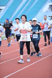 BIB: 1850, 019, 6324, 3812
                            <button type="button" onclick="openModal(5995891)" class="btn btn-primary btn-sm float-right btn-popup" data-toggle="modal" data-target=".modal-high-quality">
                        <i class="fas fa-shopping-cart"></i> Add to Cart
                    </button>
                                            <button type="button" onclick="isThisMe(5995891, true)" class="btn btn-success btn-sm float-right btn-popup btn-isme hidden" data-toggle="tooltip" data-placement="bottom" title="นี่คือรูปของคุณใช่ไหม คลิกที่นี่เพื่อเอาเข้าอัลบั้ม">
                        <i class="fas fa-plus"></i> Add to album
                    </button>
                    <button type="button" onclick="isThisMe(5995891, false)" class="btn btn-warning btn-sm float-right btn-popup btn-isnotme hidden">
                        <i class="fas fa-ban"></i> Remove from album
                    </button>