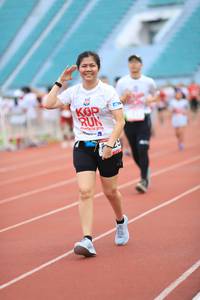 BIB: 201
                            <button type="button" onclick="openModal(6005833)" class="btn btn-primary btn-sm float-right btn-popup" data-toggle="modal" data-target=".modal-high-quality">
                        <i class="fas fa-shopping-cart"></i> Add to Cart
                    </button>
                                            <button type="button" onclick="isThisMe(6005833, true)" class="btn btn-success btn-sm float-right btn-popup btn-isme hidden" data-toggle="tooltip" data-placement="bottom" title="นี่คือรูปของคุณใช่ไหม คลิกที่นี่เพื่อเอาเข้าอัลบั้ม">
                        <i class="fas fa-plus"></i> Add to album
                    </button>
                    <button type="button" onclick="isThisMe(6005833, false)" class="btn btn-warning btn-sm float-right btn-popup btn-isnotme hidden">
                        <i class="fas fa-ban"></i> Remove from album
                    </button>