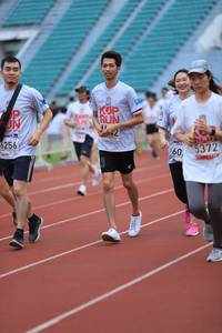 BIB: 6256, 5372
                            <button type="button" onclick="openModal(6002802)" class="btn btn-primary btn-sm float-right btn-popup" data-toggle="modal" data-target=".modal-high-quality">
                        <i class="fas fa-shopping-cart"></i> Add to Cart
                    </button>
                                            <button type="button" onclick="isThisMe(6002802, true)" class="btn btn-success btn-sm float-right btn-popup btn-isme hidden" data-toggle="tooltip" data-placement="bottom" title="นี่คือรูปของคุณใช่ไหม คลิกที่นี่เพื่อเอาเข้าอัลบั้ม">
                        <i class="fas fa-plus"></i> Add to album
                    </button>
                    <button type="button" onclick="isThisMe(6002802, false)" class="btn btn-warning btn-sm float-right btn-popup btn-isnotme hidden">
                        <i class="fas fa-ban"></i> Remove from album
                    </button>