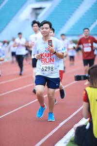 BIB: 2010, 6298
                            <button type="button" onclick="openModal(5995188)" class="btn btn-primary btn-sm float-right btn-popup" data-toggle="modal" data-target=".modal-high-quality">
                        <i class="fas fa-shopping-cart"></i> Add to Cart
                    </button>
                                            <button type="button" onclick="isThisMe(5995188, true)" class="btn btn-success btn-sm float-right btn-popup btn-isme hidden" data-toggle="tooltip" data-placement="bottom" title="นี่คือรูปของคุณใช่ไหม คลิกที่นี่เพื่อเอาเข้าอัลบั้ม">
                        <i class="fas fa-plus"></i> Add to album
                    </button>
                    <button type="button" onclick="isThisMe(5995188, false)" class="btn btn-warning btn-sm float-right btn-popup btn-isnotme hidden">
                        <i class="fas fa-ban"></i> Remove from album
                    </button>