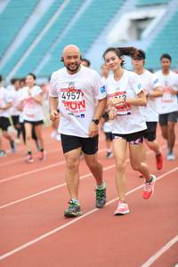 BIB: 4957, 2019
                            <button type="button" onclick="openModal(6006445)" class="btn btn-primary btn-sm float-right btn-popup" data-toggle="modal" data-target=".modal-high-quality">
                        <i class="fas fa-shopping-cart"></i> Add to Cart
                    </button>
                                            <button type="button" onclick="isThisMe(6006445, true)" class="btn btn-success btn-sm float-right btn-popup btn-isme hidden" data-toggle="tooltip" data-placement="bottom" title="นี่คือรูปของคุณใช่ไหม คลิกที่นี่เพื่อเอาเข้าอัลบั้ม">
                        <i class="fas fa-plus"></i> Add to album
                    </button>
                    <button type="button" onclick="isThisMe(6006445, false)" class="btn btn-warning btn-sm float-right btn-popup btn-isnotme hidden">
                        <i class="fas fa-ban"></i> Remove from album
                    </button>