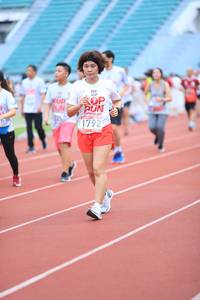 BIB: 1792
                            <button type="button" onclick="openModal(6001835)" class="btn btn-primary btn-sm float-right btn-popup" data-toggle="modal" data-target=".modal-high-quality">
                        <i class="fas fa-shopping-cart"></i> Add to Cart
                    </button>
                                            <button type="button" onclick="isThisMe(6001835, true)" class="btn btn-success btn-sm float-right btn-popup btn-isme hidden" data-toggle="tooltip" data-placement="bottom" title="นี่คือรูปของคุณใช่ไหม คลิกที่นี่เพื่อเอาเข้าอัลบั้ม">
                        <i class="fas fa-plus"></i> Add to album
                    </button>
                    <button type="button" onclick="isThisMe(6001835, false)" class="btn btn-warning btn-sm float-right btn-popup btn-isnotme hidden">
                        <i class="fas fa-ban"></i> Remove from album
                    </button>