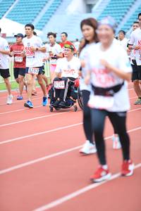 BIB: 4091, 5153, 5754
                            <button type="button" onclick="openModal(6000972)" class="btn btn-primary btn-sm float-right btn-popup" data-toggle="modal" data-target=".modal-high-quality">
                        <i class="fas fa-shopping-cart"></i> Add to Cart
                    </button>
                                            <button type="button" onclick="isThisMe(6000972, true)" class="btn btn-success btn-sm float-right btn-popup btn-isme hidden" data-toggle="tooltip" data-placement="bottom" title="นี่คือรูปของคุณใช่ไหม คลิกที่นี่เพื่อเอาเข้าอัลบั้ม">
                        <i class="fas fa-plus"></i> Add to album
                    </button>
                    <button type="button" onclick="isThisMe(6000972, false)" class="btn btn-warning btn-sm float-right btn-popup btn-isnotme hidden">
                        <i class="fas fa-ban"></i> Remove from album
                    </button>