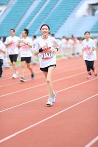 BIB: 1197
                            <button type="button" onclick="openModal(6013331)" class="btn btn-primary btn-sm float-right btn-popup" data-toggle="modal" data-target=".modal-high-quality">
                        <i class="fas fa-shopping-cart"></i> Add to Cart
                    </button>
                                            <button type="button" onclick="isThisMe(6013331, true)" class="btn btn-success btn-sm float-right btn-popup btn-isme hidden" data-toggle="tooltip" data-placement="bottom" title="นี่คือรูปของคุณใช่ไหม คลิกที่นี่เพื่อเอาเข้าอัลบั้ม">
                        <i class="fas fa-plus"></i> Add to album
                    </button>
                    <button type="button" onclick="isThisMe(6013331, false)" class="btn btn-warning btn-sm float-right btn-popup btn-isnotme hidden">
                        <i class="fas fa-ban"></i> Remove from album
                    </button>