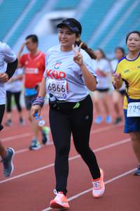 BIB: 6866, 729
                            <button type="button" onclick="openModal(5994492)" class="btn btn-primary btn-sm float-right btn-popup" data-toggle="modal" data-target=".modal-high-quality">
                        <i class="fas fa-shopping-cart"></i> Add to Cart
                    </button>
                                            <button type="button" onclick="isThisMe(5994492, true)" class="btn btn-success btn-sm float-right btn-popup btn-isme hidden" data-toggle="tooltip" data-placement="bottom" title="นี่คือรูปของคุณใช่ไหม คลิกที่นี่เพื่อเอาเข้าอัลบั้ม">
                        <i class="fas fa-plus"></i> Add to album
                    </button>
                    <button type="button" onclick="isThisMe(5994492, false)" class="btn btn-warning btn-sm float-right btn-popup btn-isnotme hidden">
                        <i class="fas fa-ban"></i> Remove from album
                    </button>