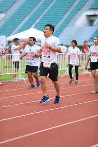 BIB: 8511, 030, 506
                            <button type="button" onclick="openModal(6004353)" class="btn btn-primary btn-sm float-right btn-popup" data-toggle="modal" data-target=".modal-high-quality">
                        <i class="fas fa-shopping-cart"></i> Add to Cart
                    </button>
                                            <button type="button" onclick="isThisMe(6004353, true)" class="btn btn-success btn-sm float-right btn-popup btn-isme hidden" data-toggle="tooltip" data-placement="bottom" title="นี่คือรูปของคุณใช่ไหม คลิกที่นี่เพื่อเอาเข้าอัลบั้ม">
                        <i class="fas fa-plus"></i> Add to album
                    </button>
                    <button type="button" onclick="isThisMe(6004353, false)" class="btn btn-warning btn-sm float-right btn-popup btn-isnotme hidden">
                        <i class="fas fa-ban"></i> Remove from album
                    </button>