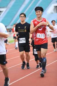 BIB: 1615, 8678
                            <button type="button" onclick="openModal(6006477)" class="btn btn-primary btn-sm float-right btn-popup" data-toggle="modal" data-target=".modal-high-quality">
                        <i class="fas fa-shopping-cart"></i> Add to Cart
                    </button>
                                            <button type="button" onclick="isThisMe(6006477, true)" class="btn btn-success btn-sm float-right btn-popup btn-isme hidden" data-toggle="tooltip" data-placement="bottom" title="นี่คือรูปของคุณใช่ไหม คลิกที่นี่เพื่อเอาเข้าอัลบั้ม">
                        <i class="fas fa-plus"></i> Add to album
                    </button>
                    <button type="button" onclick="isThisMe(6006477, false)" class="btn btn-warning btn-sm float-right btn-popup btn-isnotme hidden">
                        <i class="fas fa-ban"></i> Remove from album
                    </button>