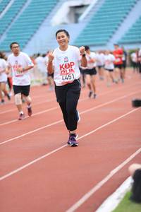 BIB: 4451
                            <button type="button" onclick="openModal(6012427)" class="btn btn-primary btn-sm float-right btn-popup" data-toggle="modal" data-target=".modal-high-quality">
                        <i class="fas fa-shopping-cart"></i> Add to Cart
                    </button>
                                            <button type="button" onclick="isThisMe(6012427, true)" class="btn btn-success btn-sm float-right btn-popup btn-isme hidden" data-toggle="tooltip" data-placement="bottom" title="นี่คือรูปของคุณใช่ไหม คลิกที่นี่เพื่อเอาเข้าอัลบั้ม">
                        <i class="fas fa-plus"></i> Add to album
                    </button>
                    <button type="button" onclick="isThisMe(6012427, false)" class="btn btn-warning btn-sm float-right btn-popup btn-isnotme hidden">
                        <i class="fas fa-ban"></i> Remove from album
                    </button>