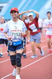 BIB: 7152
                            <button type="button" onclick="openModal(6000496)" class="btn btn-primary btn-sm float-right btn-popup" data-toggle="modal" data-target=".modal-high-quality">
                        <i class="fas fa-shopping-cart"></i> Add to Cart
                    </button>
                                            <button type="button" onclick="isThisMe(6000496, true)" class="btn btn-success btn-sm float-right btn-popup btn-isme hidden" data-toggle="tooltip" data-placement="bottom" title="นี่คือรูปของคุณใช่ไหม คลิกที่นี่เพื่อเอาเข้าอัลบั้ม">
                        <i class="fas fa-plus"></i> Add to album
                    </button>
                    <button type="button" onclick="isThisMe(6000496, false)" class="btn btn-warning btn-sm float-right btn-popup btn-isnotme hidden">
                        <i class="fas fa-ban"></i> Remove from album
                    </button>