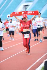 BIB: 6173
                            <button type="button" onclick="openModal(6000735)" class="btn btn-primary btn-sm float-right btn-popup" data-toggle="modal" data-target=".modal-high-quality">
                        <i class="fas fa-shopping-cart"></i> Add to Cart
                    </button>
                                            <button type="button" onclick="isThisMe(6000735, true)" class="btn btn-success btn-sm float-right btn-popup btn-isme hidden" data-toggle="tooltip" data-placement="bottom" title="นี่คือรูปของคุณใช่ไหม คลิกที่นี่เพื่อเอาเข้าอัลบั้ม">
                        <i class="fas fa-plus"></i> Add to album
                    </button>
                    <button type="button" onclick="isThisMe(6000735, false)" class="btn btn-warning btn-sm float-right btn-popup btn-isnotme hidden">
                        <i class="fas fa-ban"></i> Remove from album
                    </button>