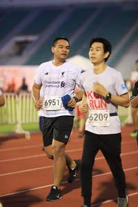 BIB: 6209, 6951
                            <button type="button" onclick="openModal(5991068)" class="btn btn-primary btn-sm float-right btn-popup" data-toggle="modal" data-target=".modal-high-quality">
                        <i class="fas fa-shopping-cart"></i> Add to Cart
                    </button>
                                            <button type="button" onclick="isThisMe(5991068, true)" class="btn btn-success btn-sm float-right btn-popup btn-isme hidden" data-toggle="tooltip" data-placement="bottom" title="นี่คือรูปของคุณใช่ไหม คลิกที่นี่เพื่อเอาเข้าอัลบั้ม">
                        <i class="fas fa-plus"></i> Add to album
                    </button>
                    <button type="button" onclick="isThisMe(5991068, false)" class="btn btn-warning btn-sm float-right btn-popup btn-isnotme hidden">
                        <i class="fas fa-ban"></i> Remove from album
                    </button>