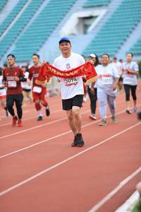 BIB: 5094
                            <button type="button" onclick="openModal(6005584)" class="btn btn-primary btn-sm float-right btn-popup" data-toggle="modal" data-target=".modal-high-quality">
                        <i class="fas fa-shopping-cart"></i> Add to Cart
                    </button>
                                            <button type="button" onclick="isThisMe(6005584, true)" class="btn btn-success btn-sm float-right btn-popup btn-isme hidden" data-toggle="tooltip" data-placement="bottom" title="นี่คือรูปของคุณใช่ไหม คลิกที่นี่เพื่อเอาเข้าอัลบั้ม">
                        <i class="fas fa-plus"></i> Add to album
                    </button>
                    <button type="button" onclick="isThisMe(6005584, false)" class="btn btn-warning btn-sm float-right btn-popup btn-isnotme hidden">
                        <i class="fas fa-ban"></i> Remove from album
                    </button>