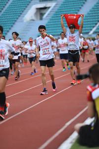 BIB: 6870, 3416
                            <button type="button" onclick="openModal(6003155)" class="btn btn-primary btn-sm float-right btn-popup" data-toggle="modal" data-target=".modal-high-quality">
                        <i class="fas fa-shopping-cart"></i> Add to Cart
                    </button>
                                            <button type="button" onclick="isThisMe(6003155, true)" class="btn btn-success btn-sm float-right btn-popup btn-isme hidden" data-toggle="tooltip" data-placement="bottom" title="นี่คือรูปของคุณใช่ไหม คลิกที่นี่เพื่อเอาเข้าอัลบั้ม">
                        <i class="fas fa-plus"></i> Add to album
                    </button>
                    <button type="button" onclick="isThisMe(6003155, false)" class="btn btn-warning btn-sm float-right btn-popup btn-isnotme hidden">
                        <i class="fas fa-ban"></i> Remove from album
                    </button>