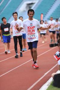 BIB: 5399, 2019, 1295
                            <button type="button" onclick="openModal(6009978)" class="btn btn-primary btn-sm float-right btn-popup" data-toggle="modal" data-target=".modal-high-quality">
                        <i class="fas fa-shopping-cart"></i> Add to Cart
                    </button>
                                            <button type="button" onclick="isThisMe(6009978, true)" class="btn btn-success btn-sm float-right btn-popup btn-isme hidden" data-toggle="tooltip" data-placement="bottom" title="นี่คือรูปของคุณใช่ไหม คลิกที่นี่เพื่อเอาเข้าอัลบั้ม">
                        <i class="fas fa-plus"></i> Add to album
                    </button>
                    <button type="button" onclick="isThisMe(6009978, false)" class="btn btn-warning btn-sm float-right btn-popup btn-isnotme hidden">
                        <i class="fas fa-ban"></i> Remove from album
                    </button>