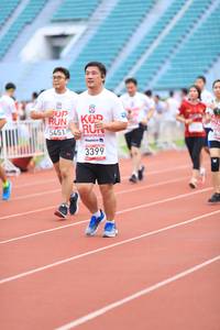 BIB: 5451, 3019, 3399
                            <button type="button" onclick="openModal(6013105)" class="btn btn-primary btn-sm float-right btn-popup" data-toggle="modal" data-target=".modal-high-quality">
                        <i class="fas fa-shopping-cart"></i> Add to Cart
                    </button>
                                            <button type="button" onclick="isThisMe(6013105, true)" class="btn btn-success btn-sm float-right btn-popup btn-isme hidden" data-toggle="tooltip" data-placement="bottom" title="นี่คือรูปของคุณใช่ไหม คลิกที่นี่เพื่อเอาเข้าอัลบั้ม">
                        <i class="fas fa-plus"></i> Add to album
                    </button>
                    <button type="button" onclick="isThisMe(6013105, false)" class="btn btn-warning btn-sm float-right btn-popup btn-isnotme hidden">
                        <i class="fas fa-ban"></i> Remove from album
                    </button>