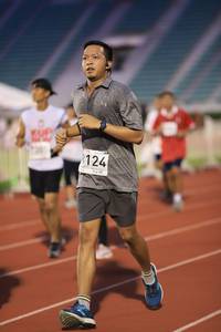 BIB: 124
                            <button type="button" onclick="openModal(5991787)" class="btn btn-primary btn-sm float-right btn-popup" data-toggle="modal" data-target=".modal-high-quality">
                        <i class="fas fa-shopping-cart"></i> Add to Cart
                    </button>
                                            <button type="button" onclick="isThisMe(5991787, true)" class="btn btn-success btn-sm float-right btn-popup btn-isme hidden" data-toggle="tooltip" data-placement="bottom" title="นี่คือรูปของคุณใช่ไหม คลิกที่นี่เพื่อเอาเข้าอัลบั้ม">
                        <i class="fas fa-plus"></i> Add to album
                    </button>
                    <button type="button" onclick="isThisMe(5991787, false)" class="btn btn-warning btn-sm float-right btn-popup btn-isnotme hidden">
                        <i class="fas fa-ban"></i> Remove from album
                    </button>