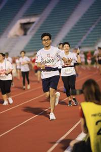 BIB: 6200, 8880
                            <button type="button" onclick="openModal(5992116)" class="btn btn-primary btn-sm float-right btn-popup" data-toggle="modal" data-target=".modal-high-quality">
                        <i class="fas fa-shopping-cart"></i> Add to Cart
                    </button>
                                            <button type="button" onclick="isThisMe(5992116, true)" class="btn btn-success btn-sm float-right btn-popup btn-isme hidden" data-toggle="tooltip" data-placement="bottom" title="นี่คือรูปของคุณใช่ไหม คลิกที่นี่เพื่อเอาเข้าอัลบั้ม">
                        <i class="fas fa-plus"></i> Add to album
                    </button>
                    <button type="button" onclick="isThisMe(5992116, false)" class="btn btn-warning btn-sm float-right btn-popup btn-isnotme hidden">
                        <i class="fas fa-ban"></i> Remove from album
                    </button>