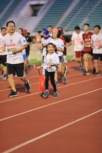 BIB: 860, 870
                            <button type="button" onclick="openModal(5993973)" class="btn btn-primary btn-sm float-right btn-popup" data-toggle="modal" data-target=".modal-high-quality">
                        <i class="fas fa-shopping-cart"></i> Add to Cart
                    </button>
                                            <button type="button" onclick="isThisMe(5993973, true)" class="btn btn-success btn-sm float-right btn-popup btn-isme hidden" data-toggle="tooltip" data-placement="bottom" title="นี่คือรูปของคุณใช่ไหม คลิกที่นี่เพื่อเอาเข้าอัลบั้ม">
                        <i class="fas fa-plus"></i> Add to album
                    </button>
                    <button type="button" onclick="isThisMe(5993973, false)" class="btn btn-warning btn-sm float-right btn-popup btn-isnotme hidden">
                        <i class="fas fa-ban"></i> Remove from album
                    </button>