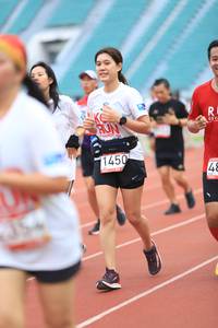 BIB: 1450
                            <button type="button" onclick="openModal(6006572)" class="btn btn-primary btn-sm float-right btn-popup" data-toggle="modal" data-target=".modal-high-quality">
                        <i class="fas fa-shopping-cart"></i> Add to Cart
                    </button>
                                            <button type="button" onclick="isThisMe(6006572, true)" class="btn btn-success btn-sm float-right btn-popup btn-isme hidden" data-toggle="tooltip" data-placement="bottom" title="นี่คือรูปของคุณใช่ไหม คลิกที่นี่เพื่อเอาเข้าอัลบั้ม">
                        <i class="fas fa-plus"></i> Add to album
                    </button>
                    <button type="button" onclick="isThisMe(6006572, false)" class="btn btn-warning btn-sm float-right btn-popup btn-isnotme hidden">
                        <i class="fas fa-ban"></i> Remove from album
                    </button>