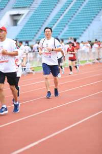 BIB: 930
                            <button type="button" onclick="openModal(6013233)" class="btn btn-primary btn-sm float-right btn-popup" data-toggle="modal" data-target=".modal-high-quality">
                        <i class="fas fa-shopping-cart"></i> Add to Cart
                    </button>
                                            <button type="button" onclick="isThisMe(6013233, true)" class="btn btn-success btn-sm float-right btn-popup btn-isme hidden" data-toggle="tooltip" data-placement="bottom" title="นี่คือรูปของคุณใช่ไหม คลิกที่นี่เพื่อเอาเข้าอัลบั้ม">
                        <i class="fas fa-plus"></i> Add to album
                    </button>
                    <button type="button" onclick="isThisMe(6013233, false)" class="btn btn-warning btn-sm float-right btn-popup btn-isnotme hidden">
                        <i class="fas fa-ban"></i> Remove from album
                    </button>