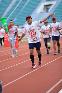 BIB: 209, 4310
                            <button type="button" onclick="openModal(6008980)" class="btn btn-primary btn-sm float-right btn-popup" data-toggle="modal" data-target=".modal-high-quality">
                        <i class="fas fa-shopping-cart"></i> Add to Cart
                    </button>
                                            <button type="button" onclick="isThisMe(6008980, true)" class="btn btn-success btn-sm float-right btn-popup btn-isme hidden" data-toggle="tooltip" data-placement="bottom" title="นี่คือรูปของคุณใช่ไหม คลิกที่นี่เพื่อเอาเข้าอัลบั้ม">
                        <i class="fas fa-plus"></i> Add to album
                    </button>
                    <button type="button" onclick="isThisMe(6008980, false)" class="btn btn-warning btn-sm float-right btn-popup btn-isnotme hidden">
                        <i class="fas fa-ban"></i> Remove from album
                    </button>