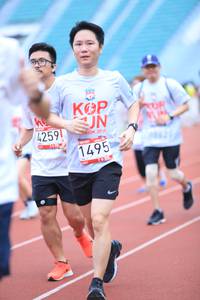 BIB: 4259, 201, 1495
                            <button type="button" onclick="openModal(6000811)" class="btn btn-primary btn-sm float-right btn-popup" data-toggle="modal" data-target=".modal-high-quality">
                        <i class="fas fa-shopping-cart"></i> Add to Cart
                    </button>
                                            <button type="button" onclick="isThisMe(6000811, true)" class="btn btn-success btn-sm float-right btn-popup btn-isme hidden" data-toggle="tooltip" data-placement="bottom" title="นี่คือรูปของคุณใช่ไหม คลิกที่นี่เพื่อเอาเข้าอัลบั้ม">
                        <i class="fas fa-plus"></i> Add to album
                    </button>
                    <button type="button" onclick="isThisMe(6000811, false)" class="btn btn-warning btn-sm float-right btn-popup btn-isnotme hidden">
                        <i class="fas fa-ban"></i> Remove from album
                    </button>