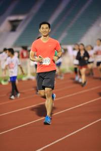 BIB: 380
                            <button type="button" onclick="openModal(5990213)" class="btn btn-primary btn-sm float-right btn-popup" data-toggle="modal" data-target=".modal-high-quality">
                        <i class="fas fa-shopping-cart"></i> Add to Cart
                    </button>
                                            <button type="button" onclick="isThisMe(5990213, true)" class="btn btn-success btn-sm float-right btn-popup btn-isme hidden" data-toggle="tooltip" data-placement="bottom" title="นี่คือรูปของคุณใช่ไหม คลิกที่นี่เพื่อเอาเข้าอัลบั้ม">
                        <i class="fas fa-plus"></i> Add to album
                    </button>
                    <button type="button" onclick="isThisMe(5990213, false)" class="btn btn-warning btn-sm float-right btn-popup btn-isnotme hidden">
                        <i class="fas fa-ban"></i> Remove from album
                    </button>