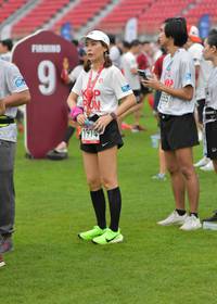 BIB: 7914
                            <button type="button" onclick="openModal(5952210)" class="btn btn-primary btn-sm float-right btn-popup" data-toggle="modal" data-target=".modal-high-quality">
                        <i class="fas fa-shopping-cart"></i> Add to Cart
                    </button>
                                            <button type="button" onclick="isThisMe(5952210, true)" class="btn btn-success btn-sm float-right btn-popup btn-isme hidden" data-toggle="tooltip" data-placement="bottom" title="นี่คือรูปของคุณใช่ไหม คลิกที่นี่เพื่อเอาเข้าอัลบั้ม">
                        <i class="fas fa-plus"></i> Add to album
                    </button>
                    <button type="button" onclick="isThisMe(5952210, false)" class="btn btn-warning btn-sm float-right btn-popup btn-isnotme hidden">
                        <i class="fas fa-ban"></i> Remove from album
                    </button>