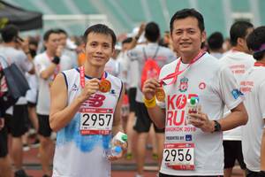 BIB: 2957, 2019, 2956, 
                            <button type="button" onclick="openModal(5910778)" class="btn btn-primary btn-sm float-right btn-popup" data-toggle="modal" data-target=".modal-high-quality">
                        <i class="fas fa-shopping-cart"></i> Add to Cart
                    </button>
                                            <button type="button" onclick="isThisMe(5910778, true)" class="btn btn-success btn-sm float-right btn-popup btn-isme hidden" data-toggle="tooltip" data-placement="bottom" title="นี่คือรูปของคุณใช่ไหม คลิกที่นี่เพื่อเอาเข้าอัลบั้ม">
                        <i class="fas fa-plus"></i> Add to album
                    </button>
                    <button type="button" onclick="isThisMe(5910778, false)" class="btn btn-warning btn-sm float-right btn-popup btn-isnotme hidden">
                        <i class="fas fa-ban"></i> Remove from album
                    </button>