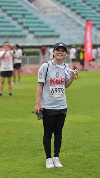 BIB: 6979
                            <button type="button" onclick="openModal(5952139)" class="btn btn-primary btn-sm float-right btn-popup" data-toggle="modal" data-target=".modal-high-quality">
                        <i class="fas fa-shopping-cart"></i> Add to Cart
                    </button>
                                            <button type="button" onclick="isThisMe(5952139, true)" class="btn btn-success btn-sm float-right btn-popup btn-isme hidden" data-toggle="tooltip" data-placement="bottom" title="นี่คือรูปของคุณใช่ไหม คลิกที่นี่เพื่อเอาเข้าอัลบั้ม">
                        <i class="fas fa-plus"></i> Add to album
                    </button>
                    <button type="button" onclick="isThisMe(5952139, false)" class="btn btn-warning btn-sm float-right btn-popup btn-isnotme hidden">
                        <i class="fas fa-ban"></i> Remove from album
                    </button>