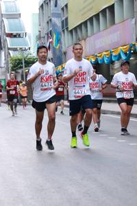 BIB: 4472, 4471, 8943, 1753
                            <button type="button" onclick="openModal(6013099)" class="btn btn-primary btn-sm float-right btn-popup" data-toggle="modal" data-target=".modal-high-quality">
                        <i class="fas fa-shopping-cart"></i> Add to Cart
                    </button>
                                            <button type="button" onclick="isThisMe(6013099, true)" class="btn btn-success btn-sm float-right btn-popup btn-isme hidden" data-toggle="tooltip" data-placement="bottom" title="นี่คือรูปของคุณใช่ไหม คลิกที่นี่เพื่อเอาเข้าอัลบั้ม">
                        <i class="fas fa-plus"></i> Add to album
                    </button>
                    <button type="button" onclick="isThisMe(6013099, false)" class="btn btn-warning btn-sm float-right btn-popup btn-isnotme hidden">
                        <i class="fas fa-ban"></i> Remove from album
                    </button>