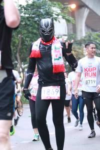 BIB: 8719, 1869
                            <button type="button" onclick="openModal(6012397)" class="btn btn-primary btn-sm float-right btn-popup" data-toggle="modal" data-target=".modal-high-quality">
                        <i class="fas fa-shopping-cart"></i> Add to Cart
                    </button>
                                            <button type="button" onclick="isThisMe(6012397, true)" class="btn btn-success btn-sm float-right btn-popup btn-isme hidden" data-toggle="tooltip" data-placement="bottom" title="นี่คือรูปของคุณใช่ไหม คลิกที่นี่เพื่อเอาเข้าอัลบั้ม">
                        <i class="fas fa-plus"></i> Add to album
                    </button>
                    <button type="button" onclick="isThisMe(6012397, false)" class="btn btn-warning btn-sm float-right btn-popup btn-isnotme hidden">
                        <i class="fas fa-ban"></i> Remove from album
                    </button>